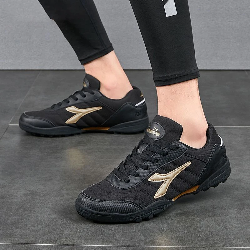 Classic Brand Soccer Shoes Big Boys Slip Resistant Indoor Training Shoes Couple Size 37-45 Mens Womens Black Turf Soccer Shoes