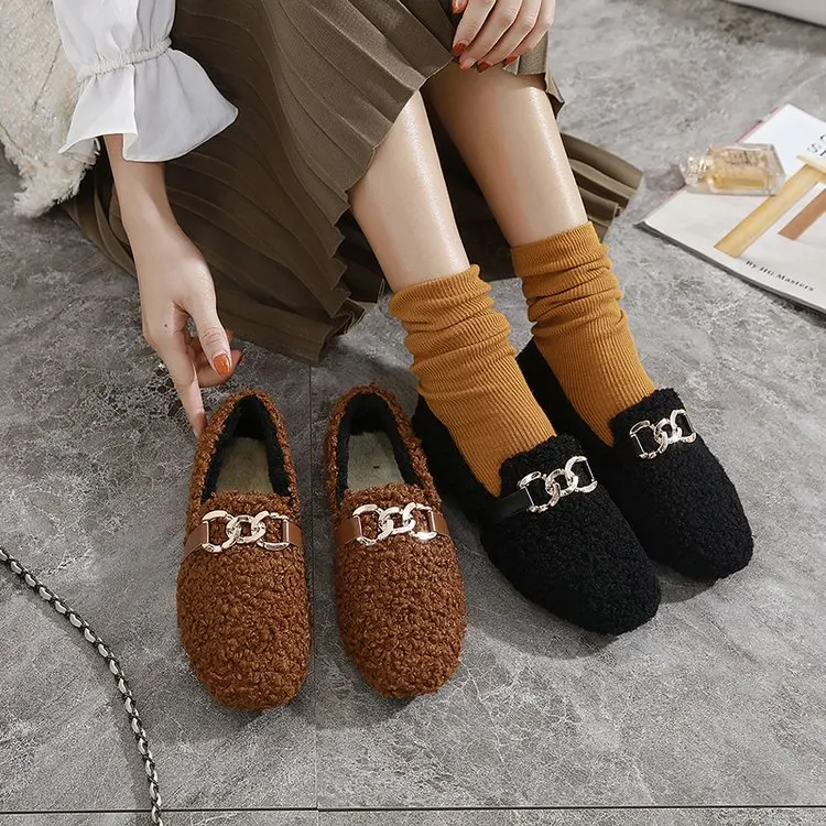 Chain lambswool flats moccasins femme slip on plush winter ladies shoes curly furry loafers women creepers zapatos plus size 43