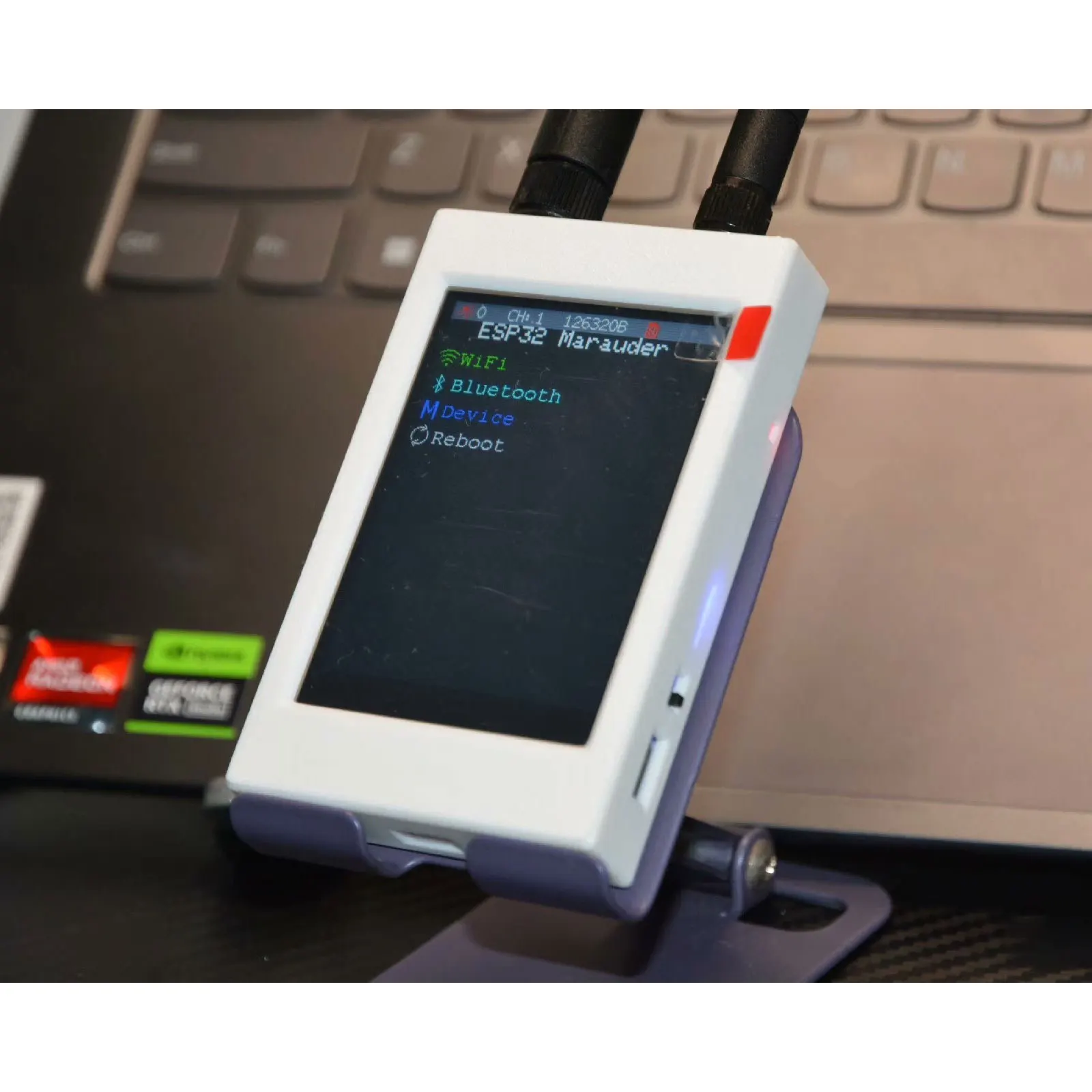 أحدث البرامج الثابتة من HamGeek 1.7.0 ESP32 لوحة تطوير 2.4 جيجا هرتز WiFi Bluetooth-GPS مع شاشة 2.8 بوصة لـ Marauder