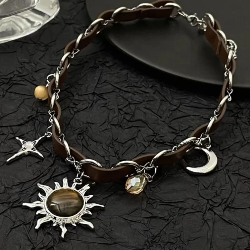 Maillard Style Choker Minority All-Match Hot Girl SUNFLOWER Eight-Pointed Stars Leather Stitching Necklace Female Personality