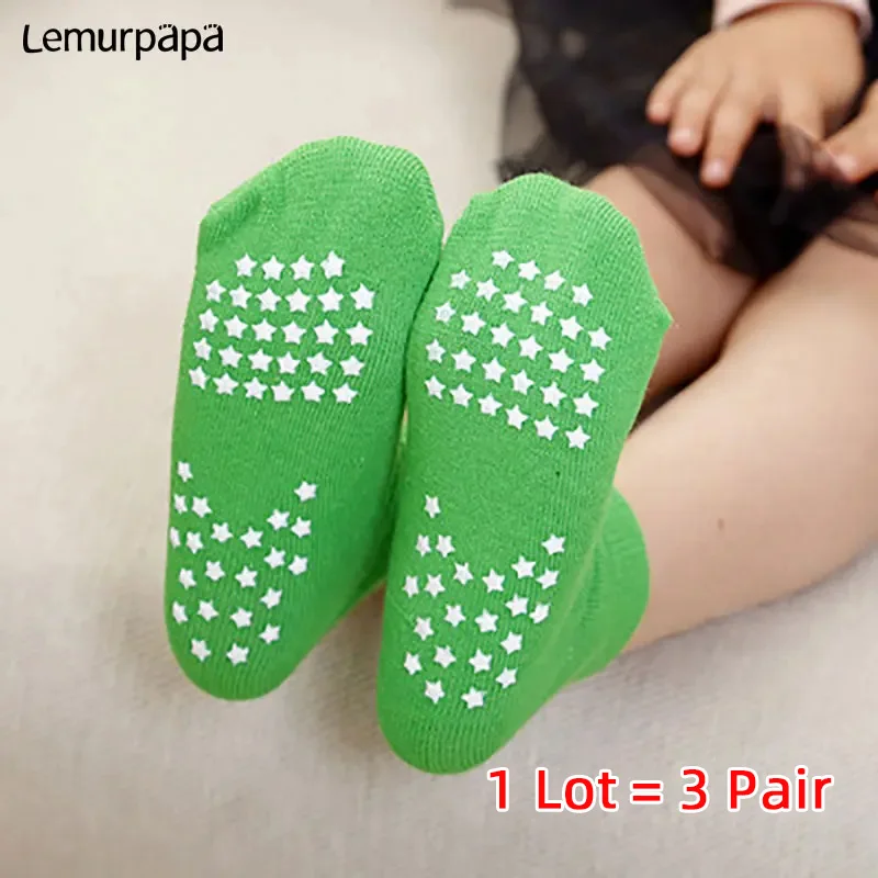 

Boys Girls Anti-Slip Sock Children Cotton Stars Green Trampoline Sock 2-10T Kids Summer Sport Dancing Walking Short Ankle Socks