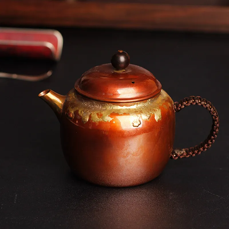 

Красные медные чайники Китайская церемония чая Чайник ручной работы Чистый чай Кунг-фу Чайный сервиз Ретро Держите в хорошем состоянии Чайный чайник Чайная посуда