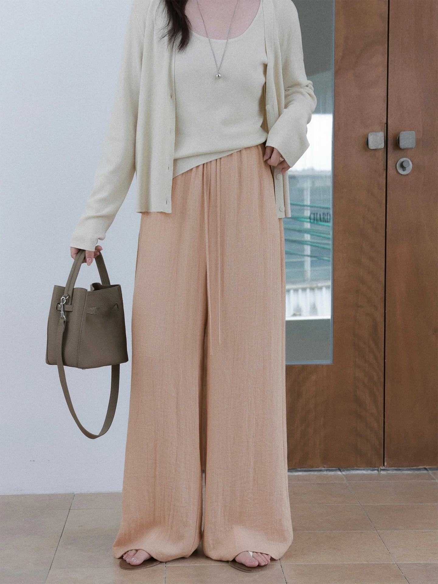 

Повседневные брюки больших размеров для весенних прогулок в корейском стиле, с высокой талией, прямые, с эффектом похудения, для полных женщин