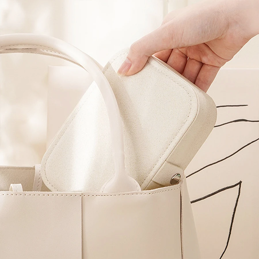 Simple and portable jewelry box for travel, jewelry storage for bracelets, earrings, and other accessories.