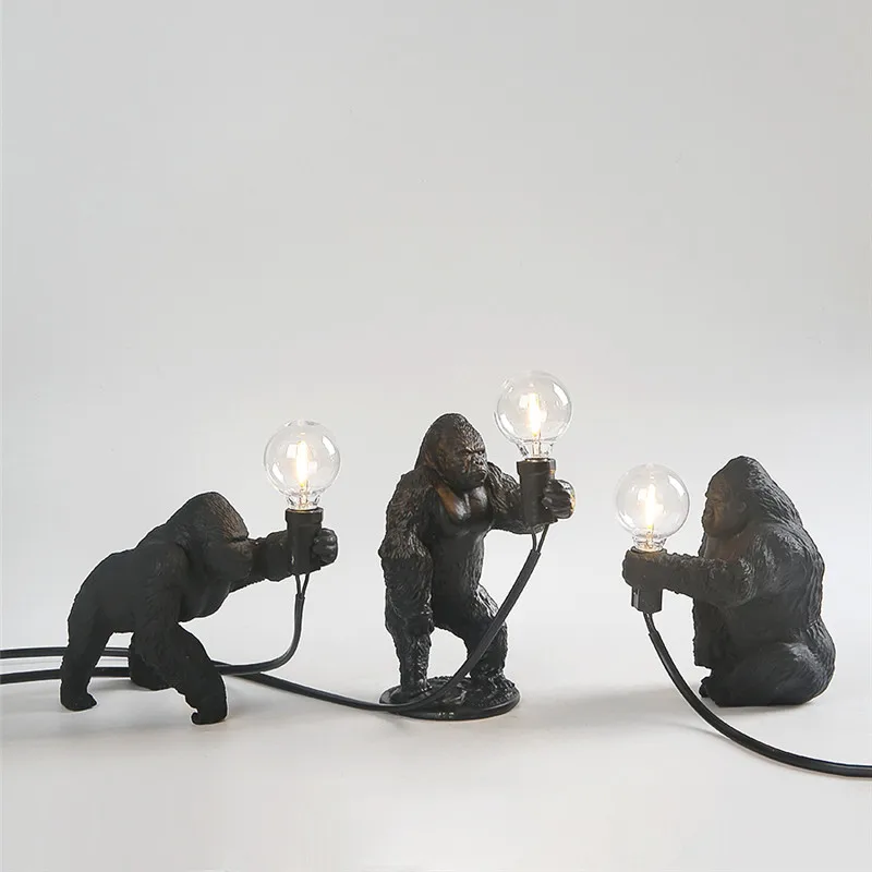 Modern Mini Gorilla Table Lamp Cute Resin Monkey Desk Lamp Children's Bedroom Bedside Lamp Decoration Lights Decor Holiday Gifts