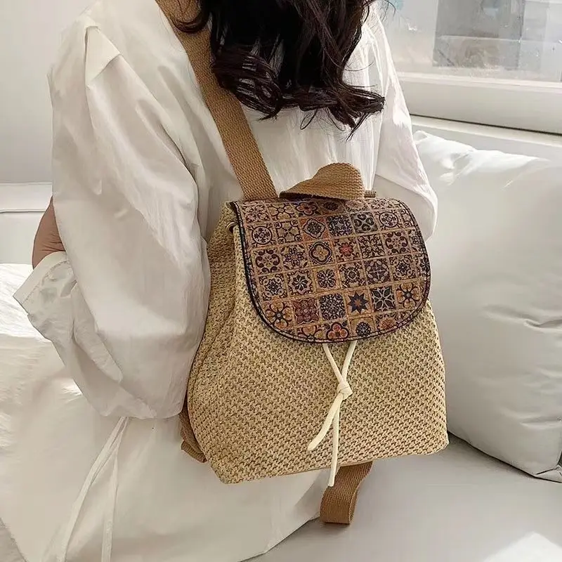 2023 New Seaside Summer Tassel Travel Vacation Woven Backpack Fashion Simple Art Handwoven Hollow Grass Woven Bag For Womem