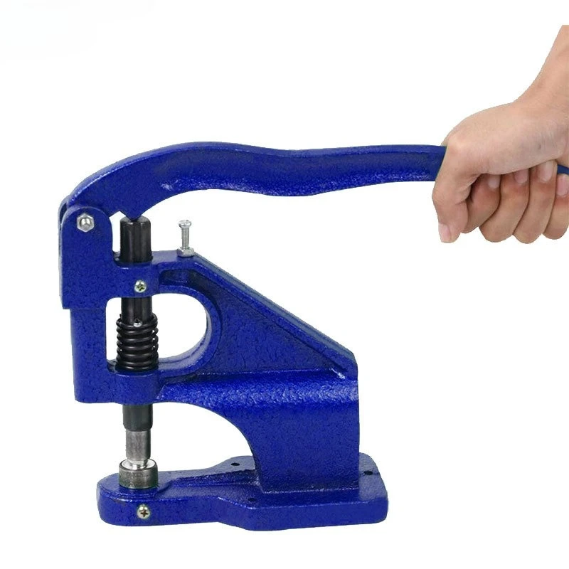 

Four-in-one buckle machine, rivet machine, air eye installation tool