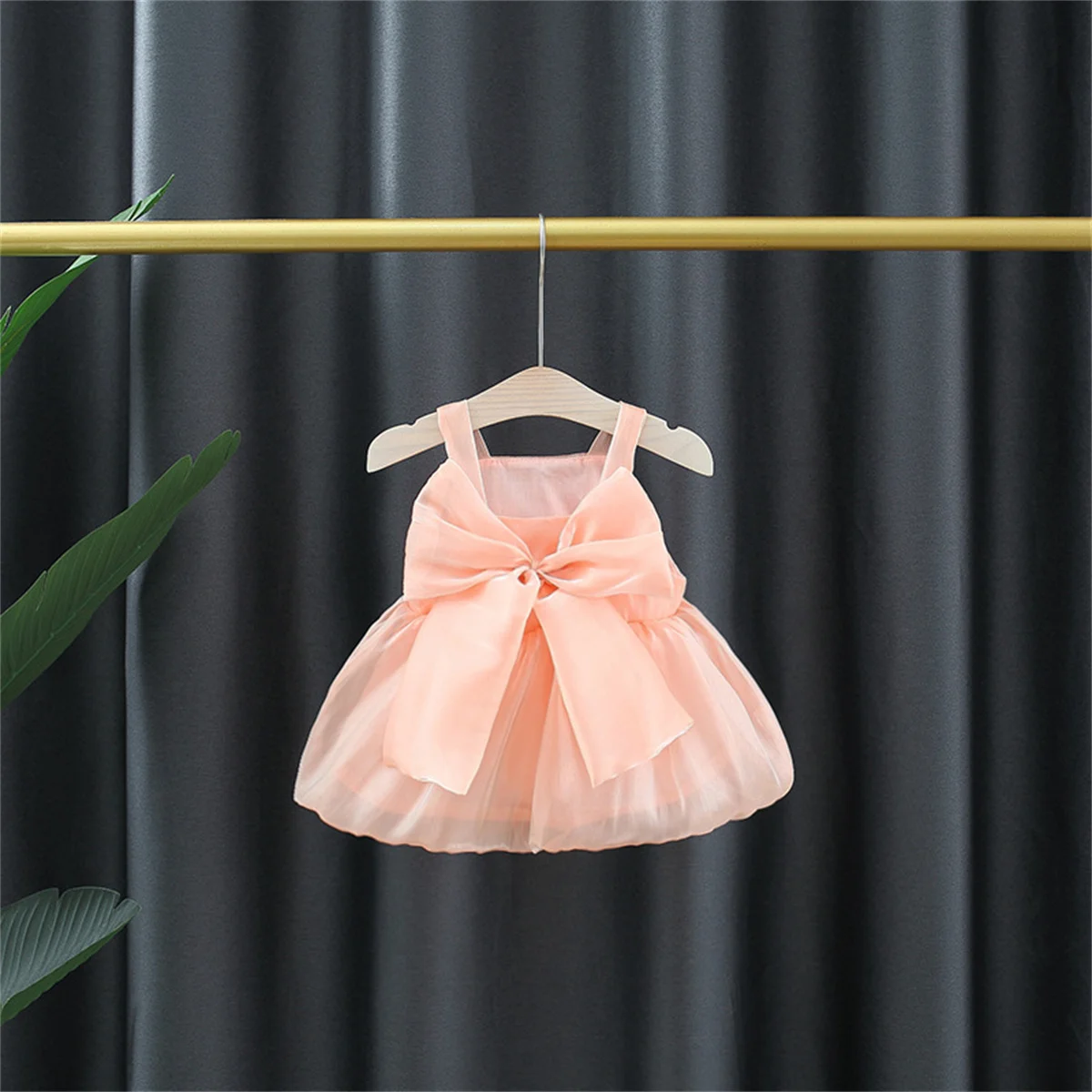 Summer outfit 0-3 year old baby girl birthday party dress baby bow solid color sweet suspender princess dress