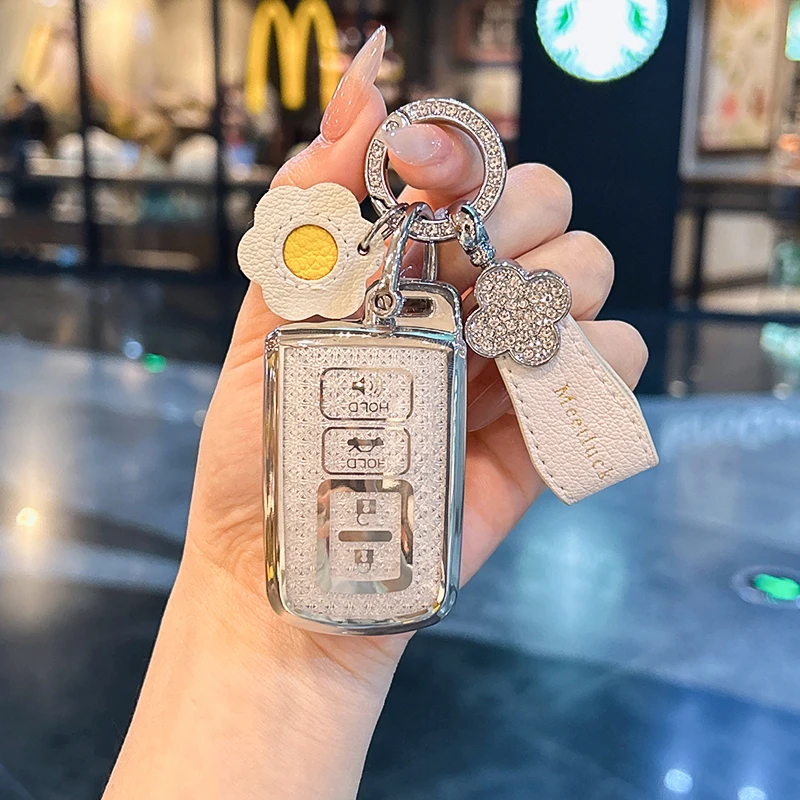 

For Honda series car key case Diamond High-end shiny Cute bear pendant Exquisite pendant Car accessories Car decoration