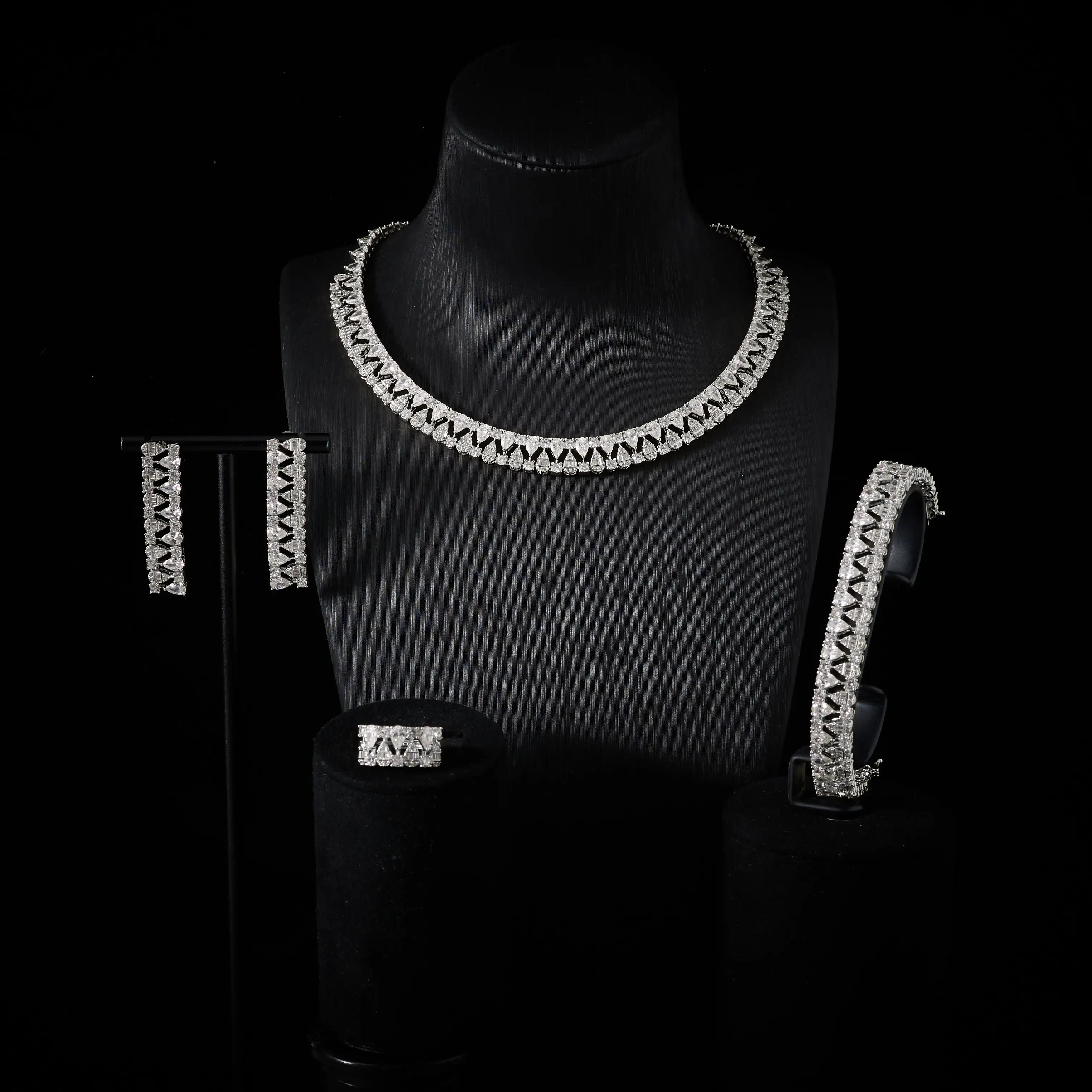 00094 Necklace Sets for Women Heart Water Drop Cubic Zirconia Jewellery Set Dubai Saudi Party Engagement Accessory Drop Shipping