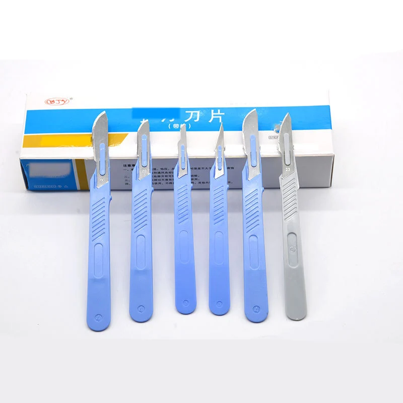 Jiayuan plastic handle disposable surgical blade No. 11 high-quality carbon steel medical double eyelid surgery to open the corn