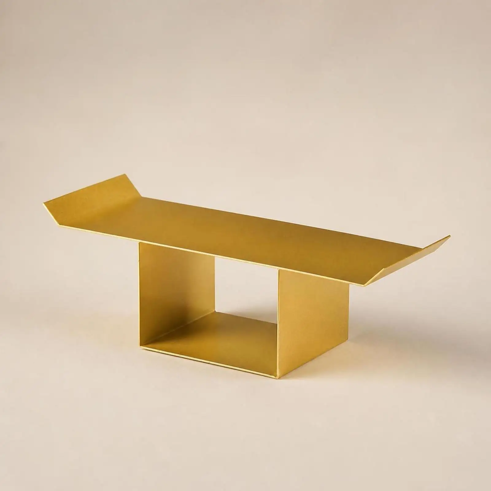 Compact Cake Display Stand for Buffet Table Dessert Showcase with Geometric Iron Frame for Holiday Party Decor