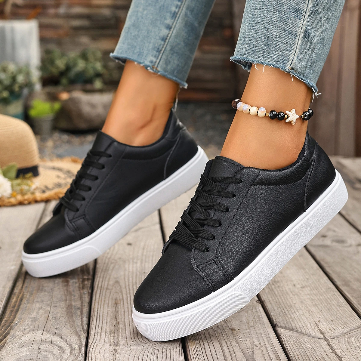 2026 Neue Modische Damen Schnürschuhe Vulkanisierte Schuhe Flache Dicke Sohle Casual Sneakers für Studenten Outdoor-Sport Wandern – Detail 11