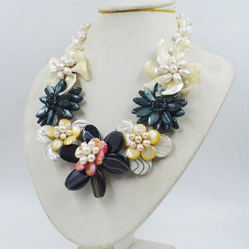 Excellent charm  !  Shell Natural stone  Flower Necklace 20