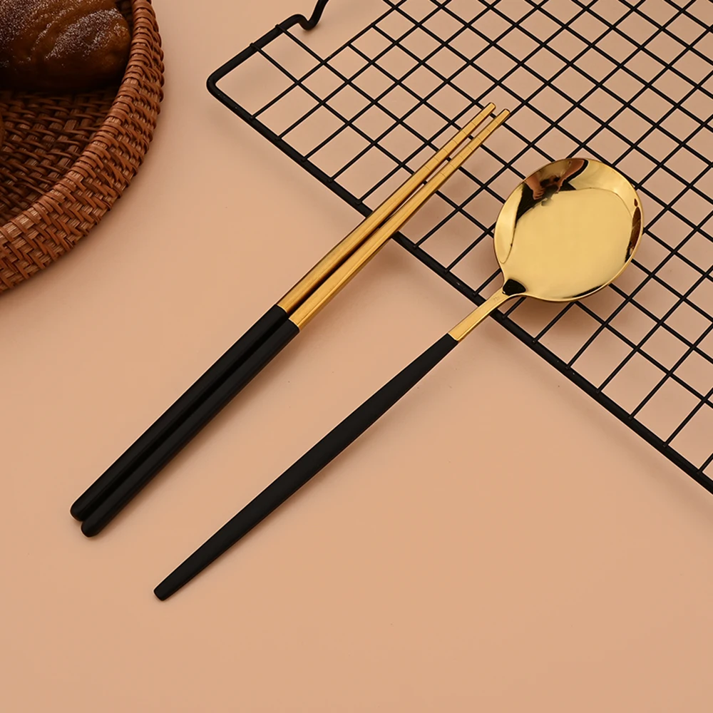 Black Stainless Steel Cutlery Set Sushi Sticks Dinner Spoons Set 12Pcs Dinnerware Korean Chopsticks Dessert Spoon Flatware Set - view 4