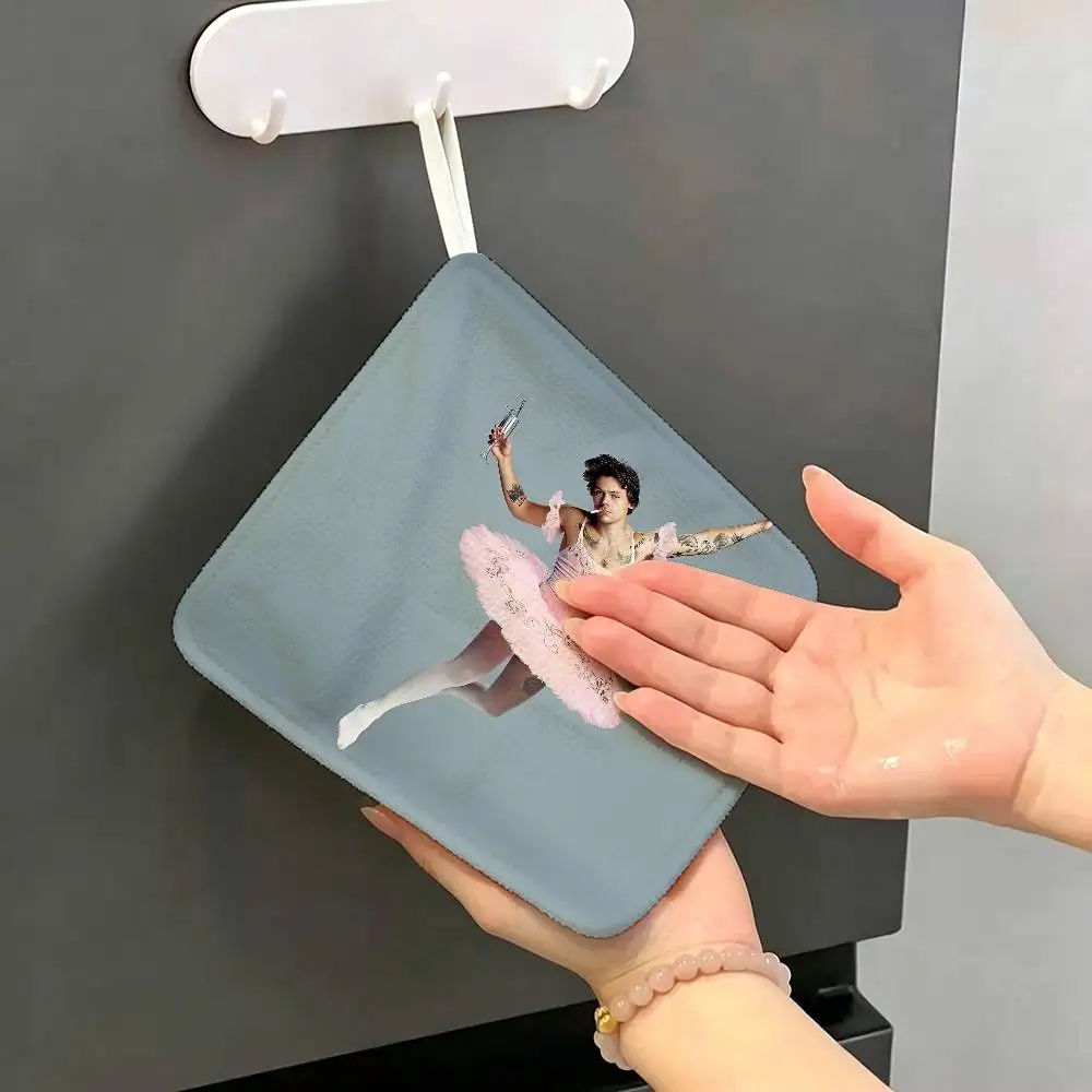Artist Harry Singer Styles Polyester Cotton Hand Wiping Towel, Hanging Towel, Quick Dry for Kitchen Bathroom Daily Supplies