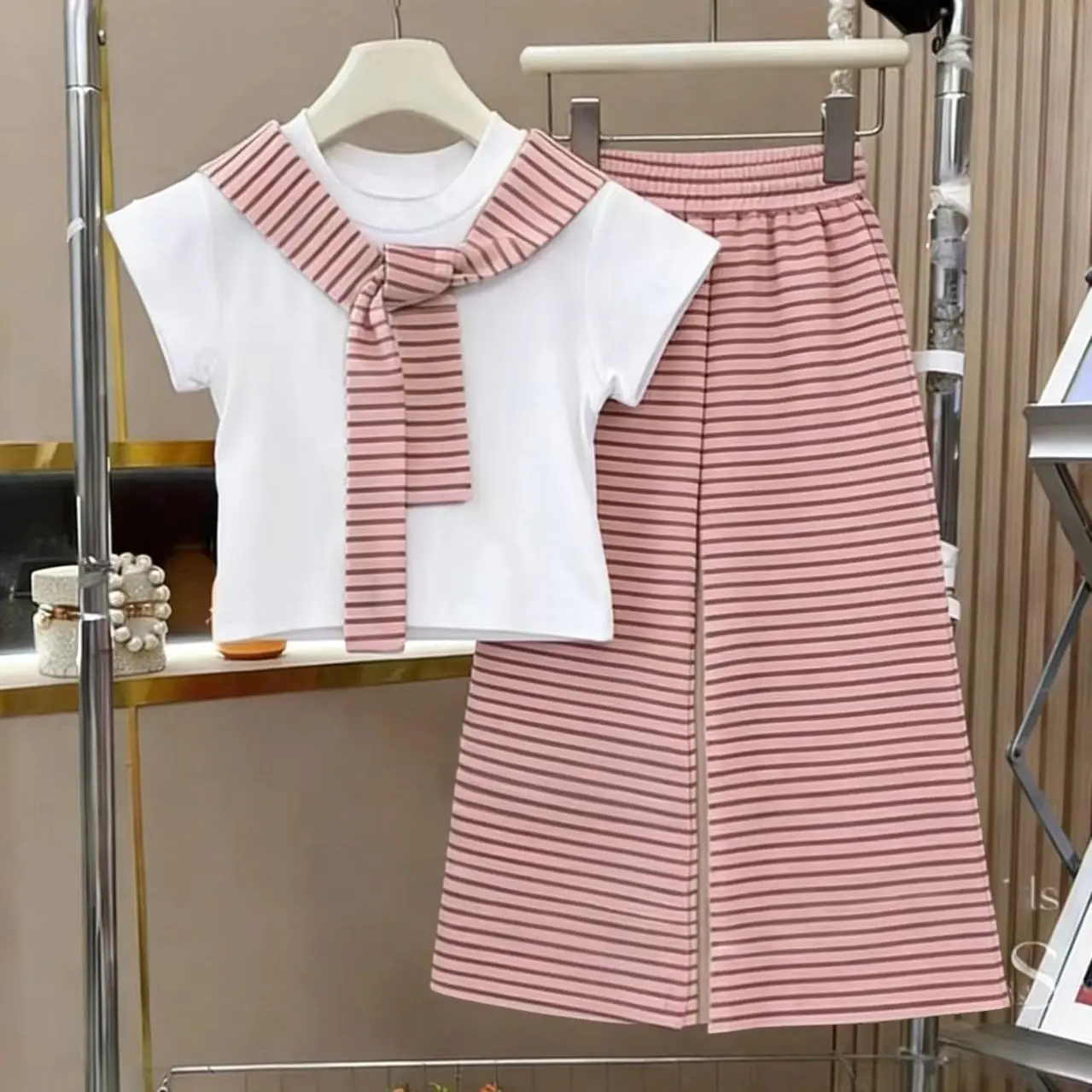 

Girls Summer 2026 New Childrens Striped Shawl Short Sleeve Nine Leg Wide Pants Two Piece Set