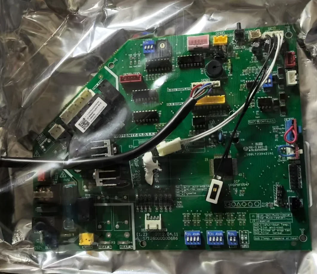 

Новая плата управления Carrier 17126000000846 CE-MDVD71G/N1Y-E1 CE-MDVD71G/N1Y-R3 17126000000686 201387090062