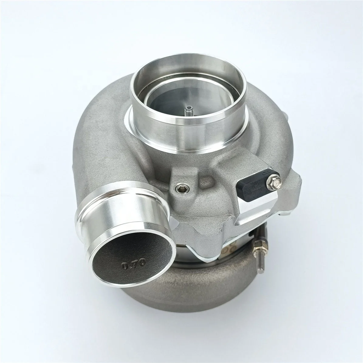 Turbosprężarka CRAFT Turbo G-Series G30-660 z odwróconym tokiem powietrza, mocowanie V-Band 880698-5002S 880694-5001S, przełożenie 0.83A/R, bez aktuatora.
