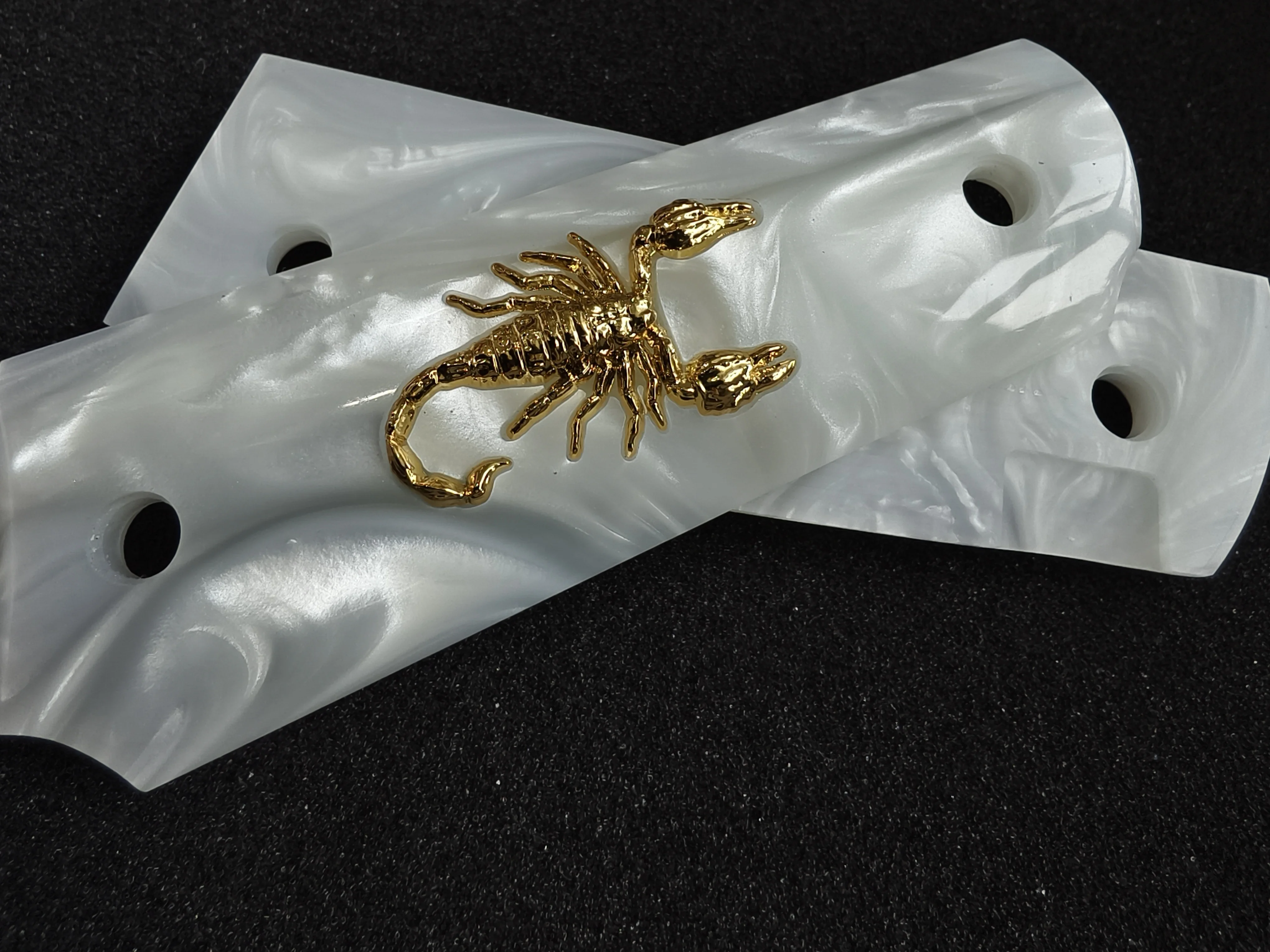 1911 Grips Full Size,White pearl with Gold Scorpion ,Fits Colt,Kimber,Springfield,Remington,Rock Island,Government Commander