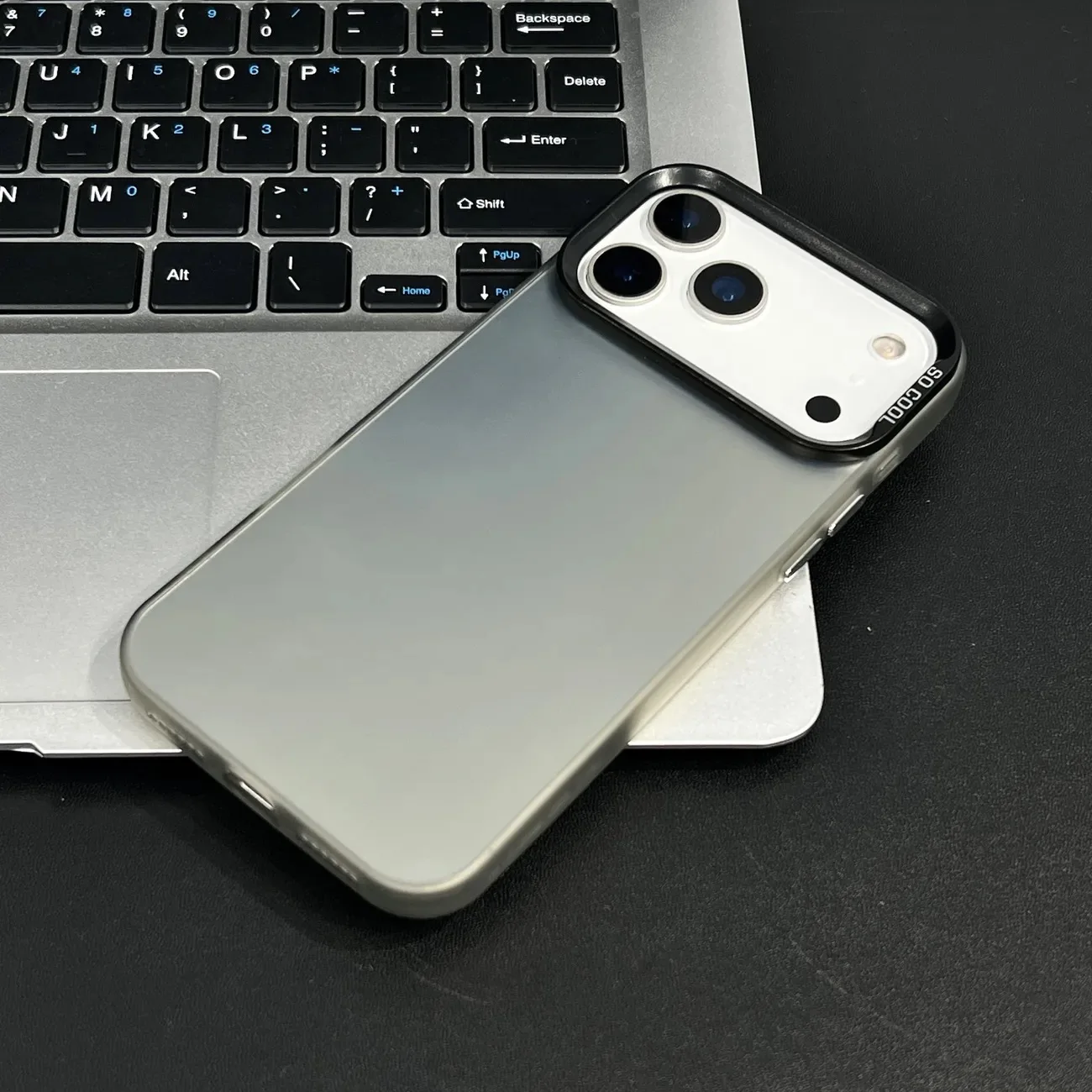 

Модный чехол для телефона iphone 17 pro max 16 15 plus 14 13 11, защита камеры, противоударный силиконовый чехол для iphone 12, бампер