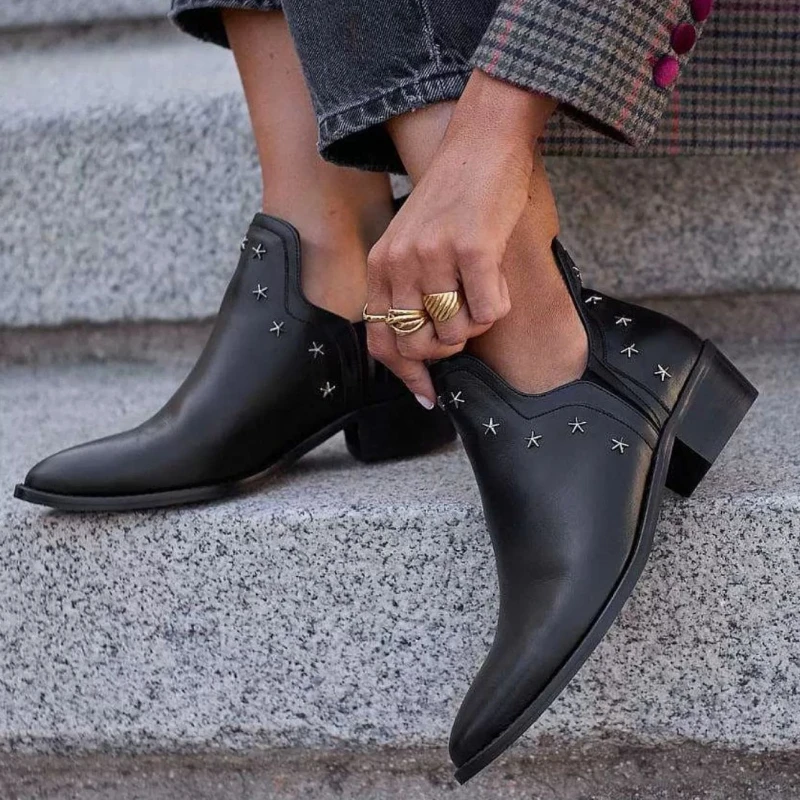 

2026 New Women's Boots Trend Women Ankle Boots Square Toe Low Heel Motorcycle Boots Metal Decoration Plus Size 34-43 Women Shoes