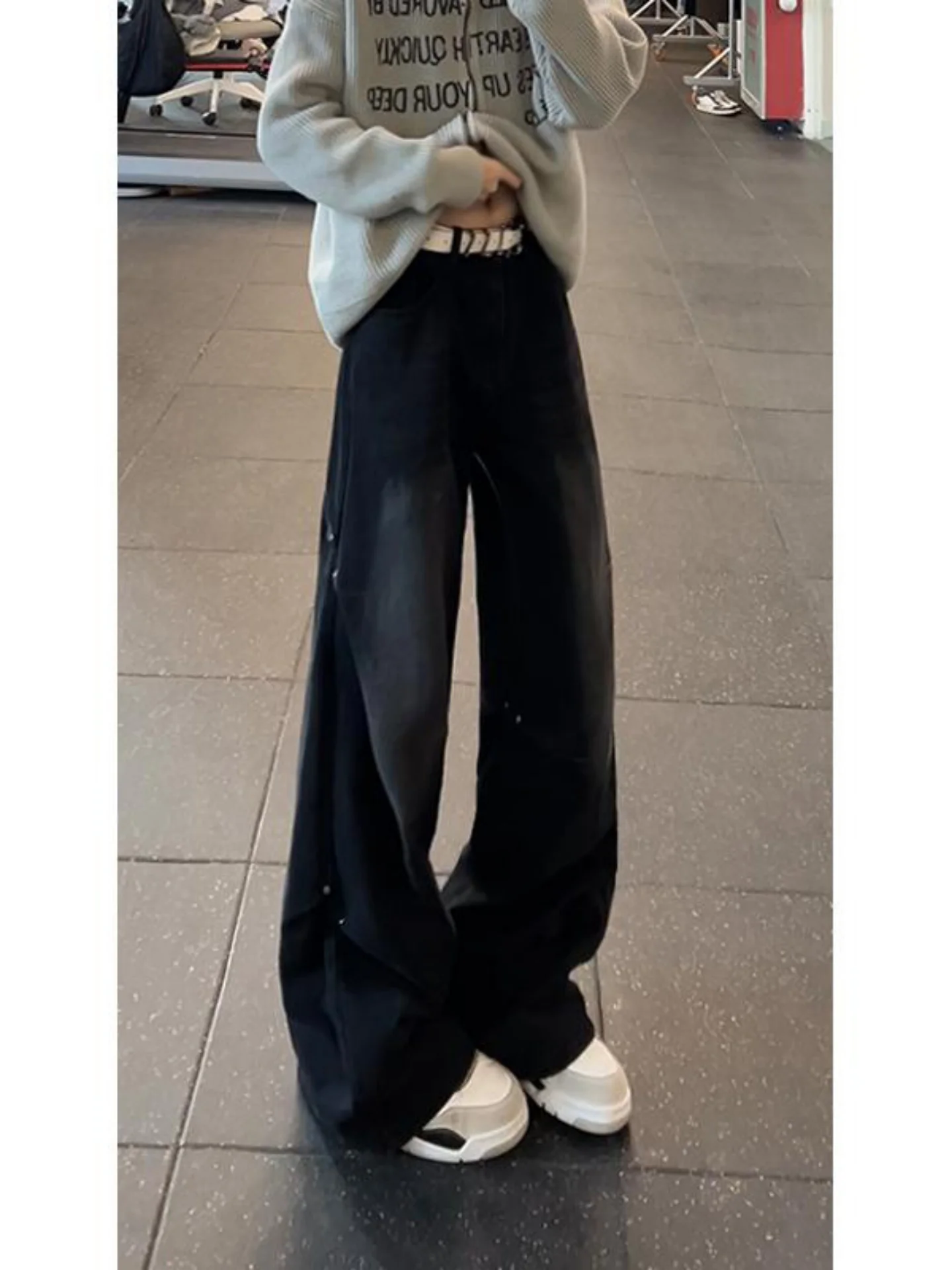 

American Style Loose Straight Leg Jeans Men's Folded Rivet Bend Knife CleanFit Pants Casual Wear Cotton Polyester Blend
