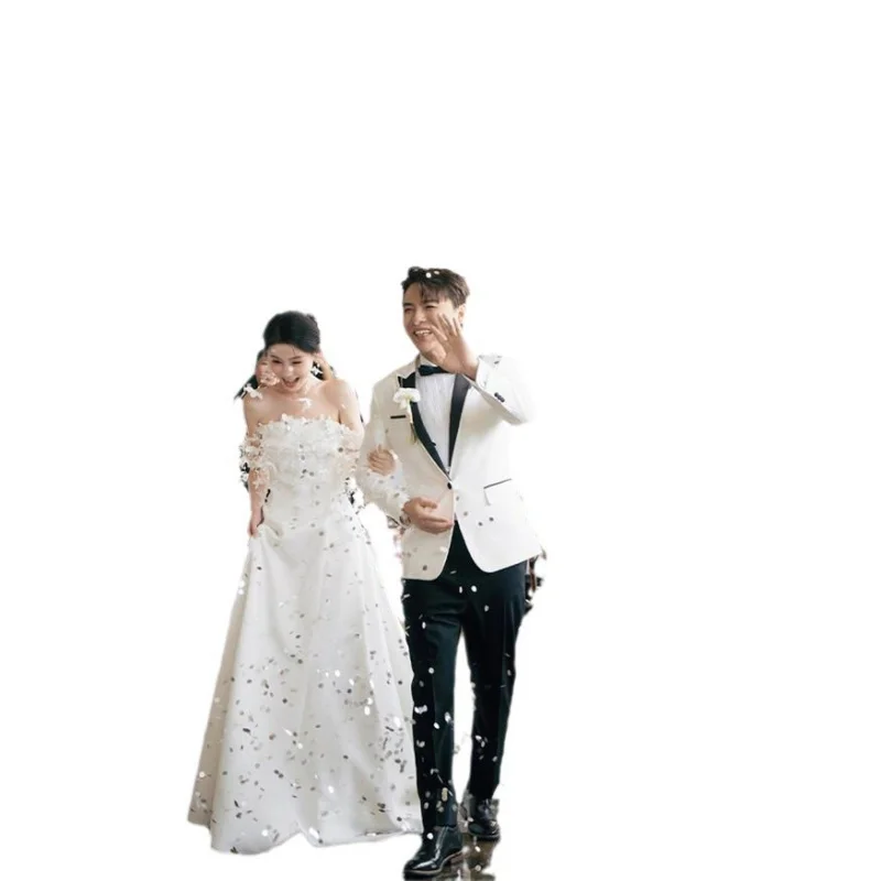 Einfaches Mori-Kleid im französischen Stil, leichtes Satin-Hochzeitskleid, schwere Stickerei, florales Braut-Toastkleid für Frauen