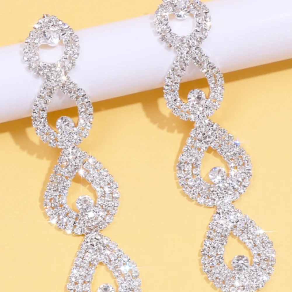 2024 New Design Christmas gifts Fashion luxury Crystal Drop Earrings for Women Elegant Rhinestone Long Earring Jewelry Wedding