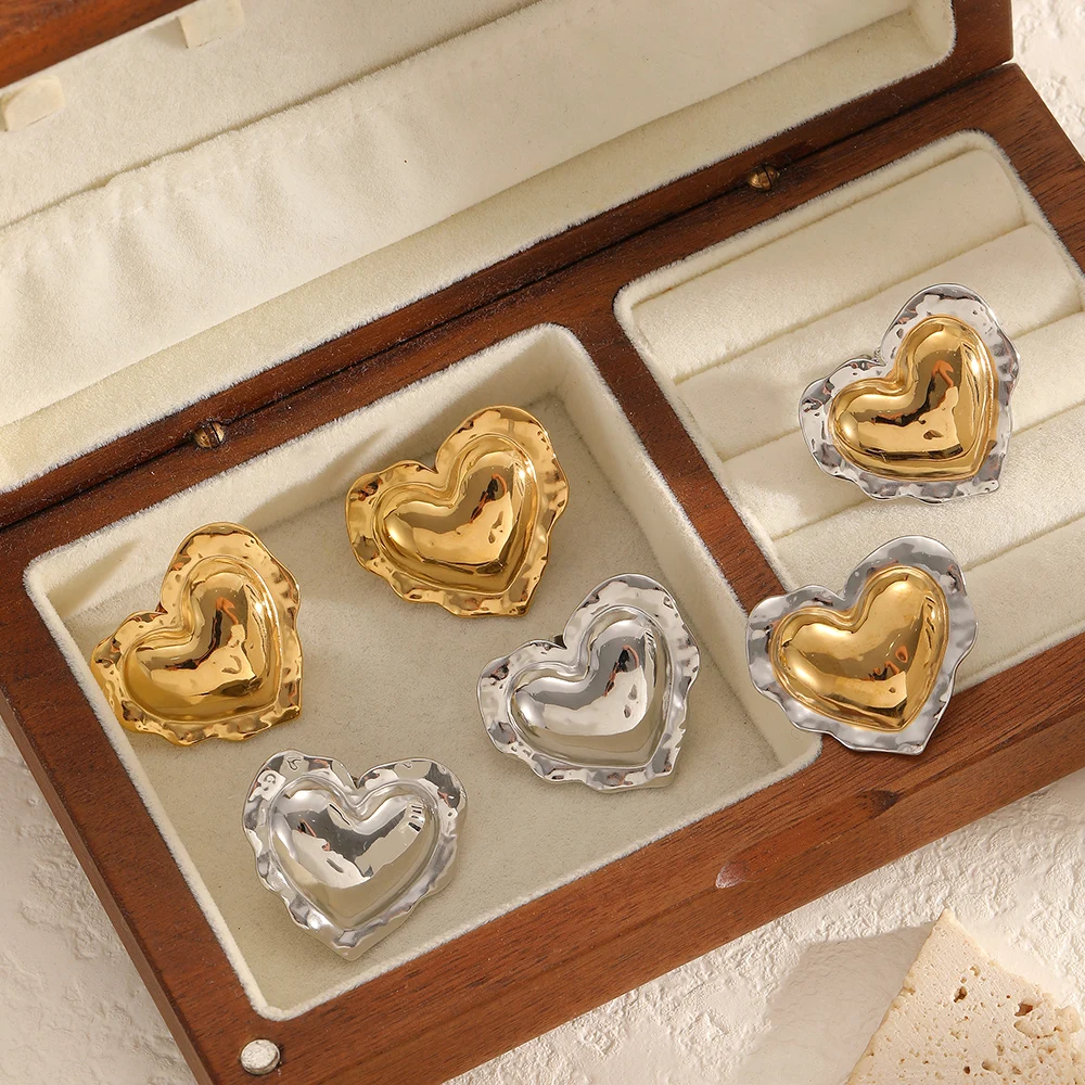 أقراط عصرية على شكل قلب معدني من الفولاذ المقاوم للصدأ مطلية بالذهب عيار 18 قيراط مقاومة للماء أقراط مجوهرات يومية للنساء #3