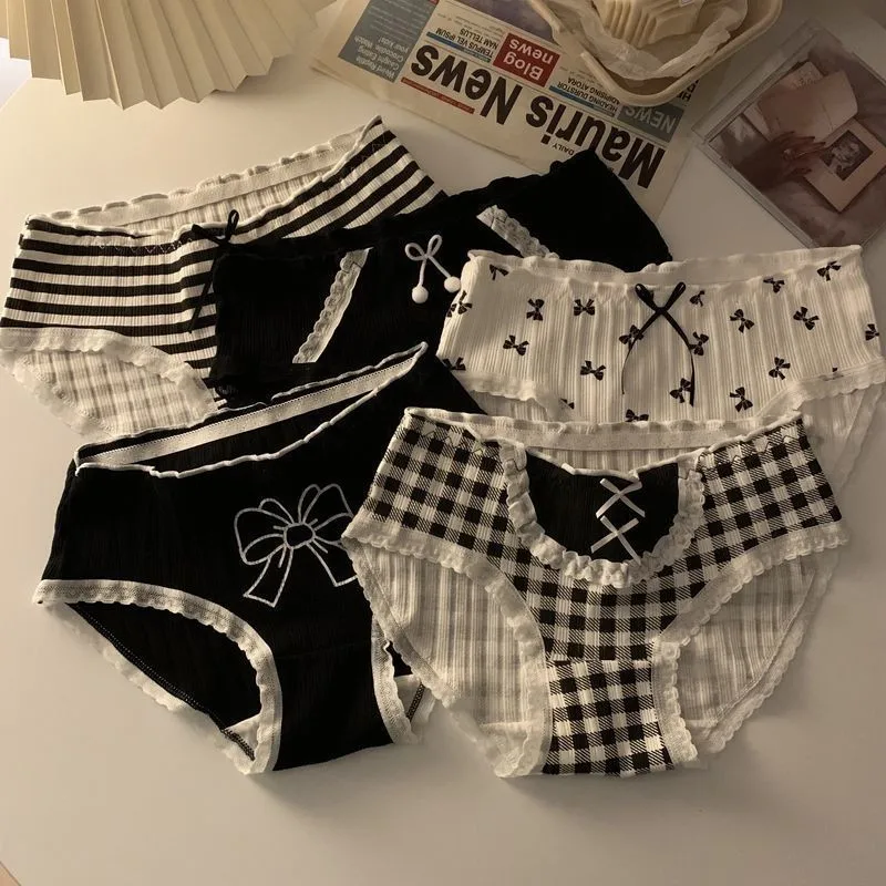 

Cotton Panties Women Underwear Mid Waist Briefs Female Underpants Lingerie Black Bowknot Design Ladies Pantys M-XL