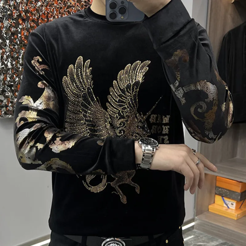 Golden Velvet Animal Horse Pattern O-Neck Social Club Clothing Designer European Fashion Men Tee Shirt Homme Long Sleeve T-shirt