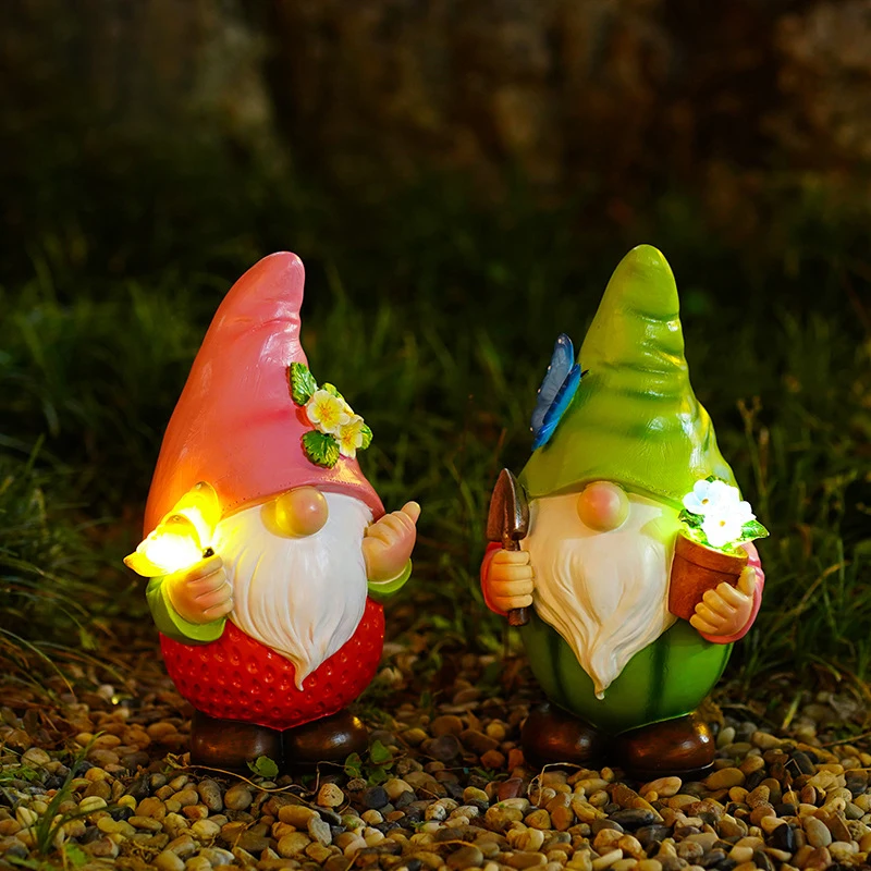 

Art Craft for Home Garden Decor Garden Gnome Decorations with Solar Lights Resin Cartoon Gnome with Lantern Ornament Lamps