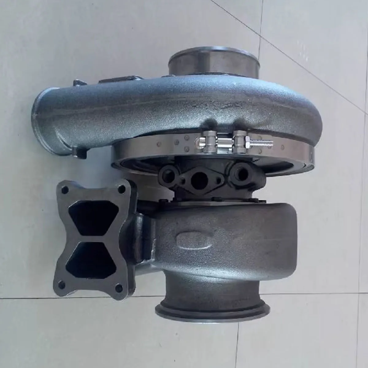 

319733 318959 HX83 2837539 2881769 4955653 4046244 HE800FG Turbocharger Fits for Cummins Industrial QSK35 QSK23 QSK45 Engine