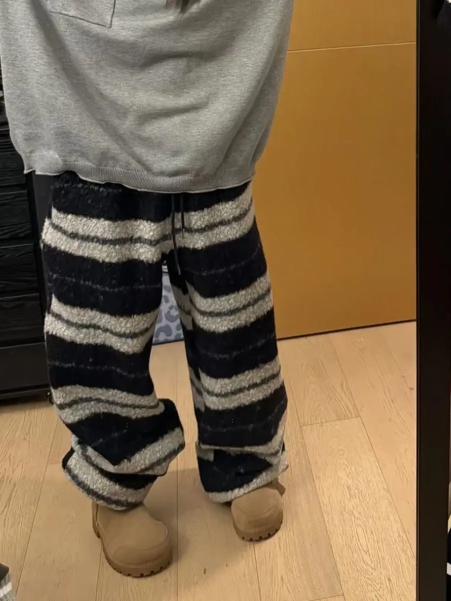 

Thickened Fleece Cotton Pants Women's Winter Trousers High Waist Straight Leg Sporty Style Warm Laid-back Slim Fit Stripe Pat...