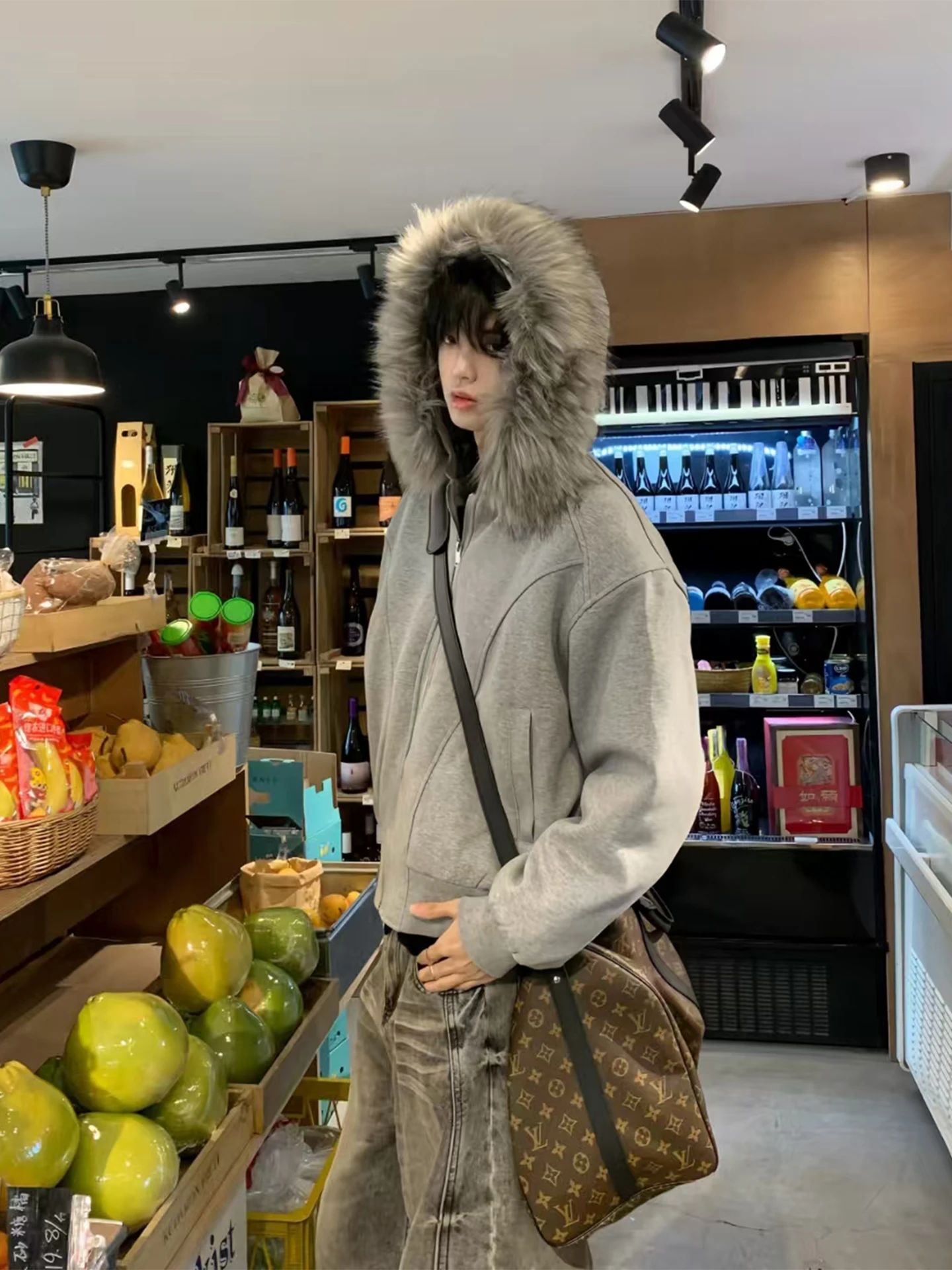 

Тепло и стиль: Мужская куртка из искусственной кожи с капюшоном, деконструированное пальто Cleanfit, утепленная хлопковая одежда для зимы, повседневная одежда