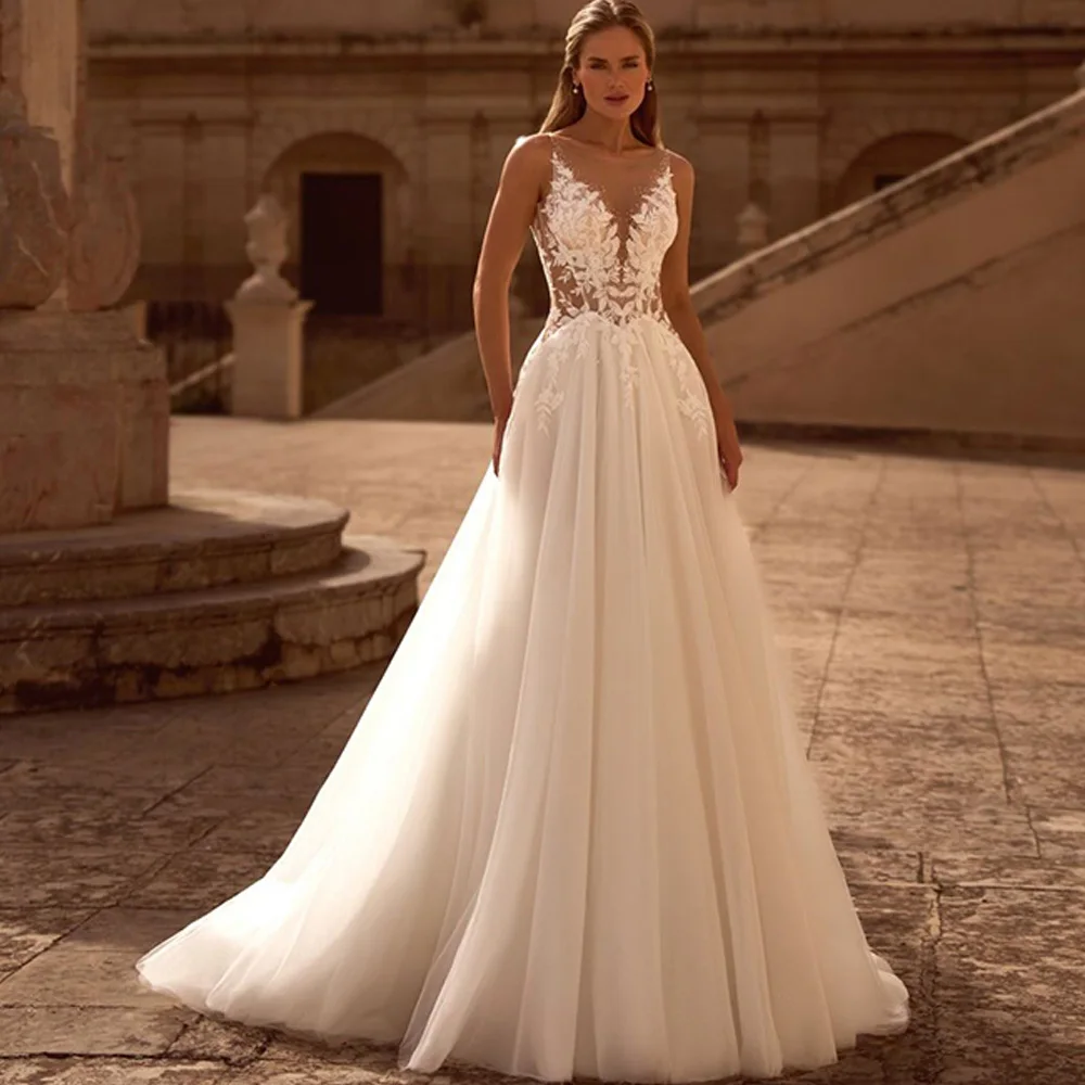 High Quality Customized O-Neck Tulle Wedding Dress Exquisite Appliques Vestido De Novia with Buttons Back Fashion Bridal Gowns