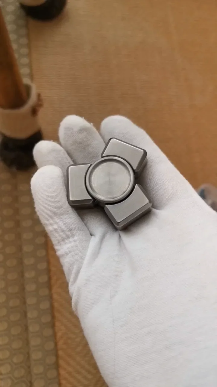 

Kinetics Asia Pacific EDC Мини-гироскоп для пальцев Tungsten 3 страницы