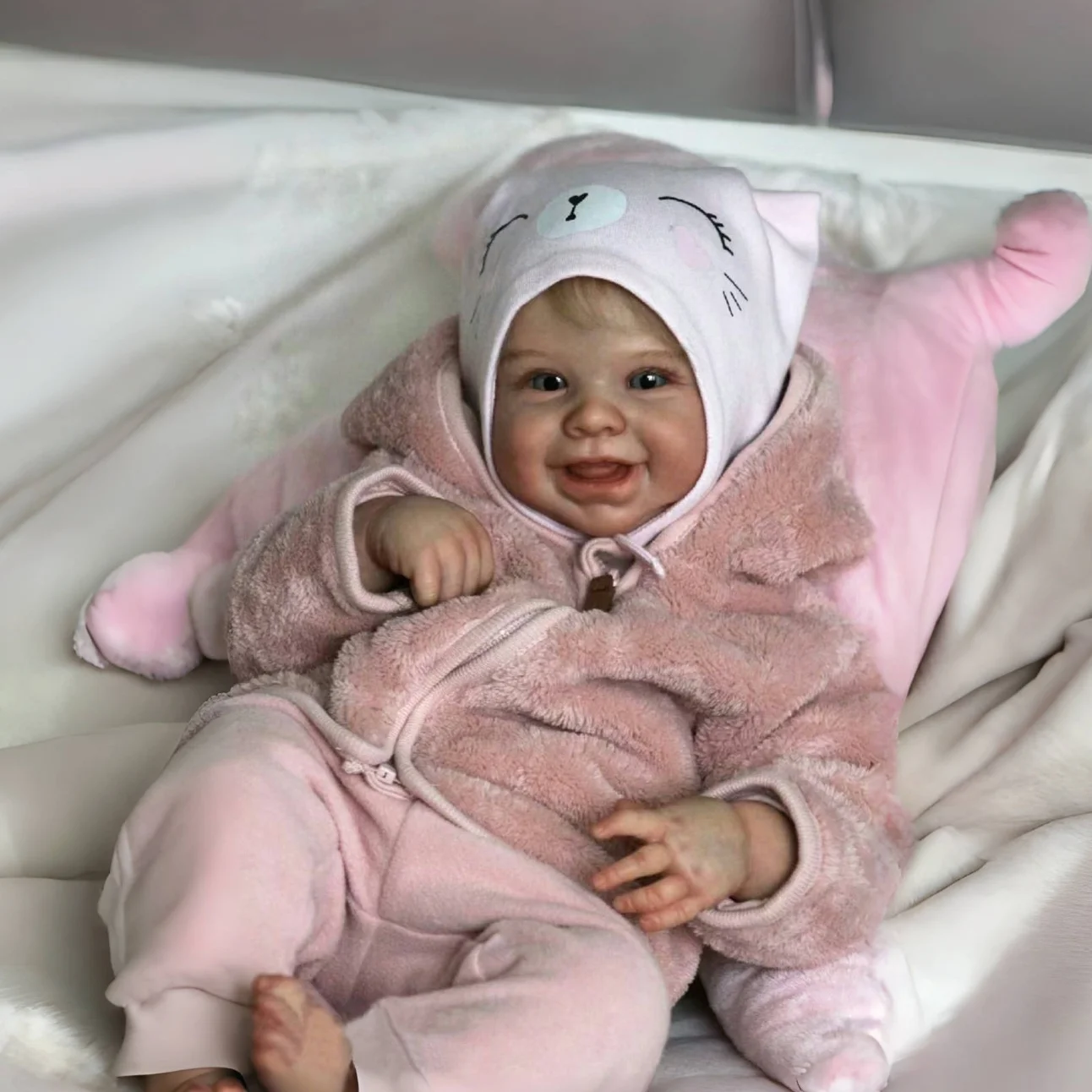 48-50cm Cute Harper Washable Bebe Reborn Girl Full Body Vinyl Doll With Rooted Hair Soft Touch Handmade Lifelike  Reborn Doll