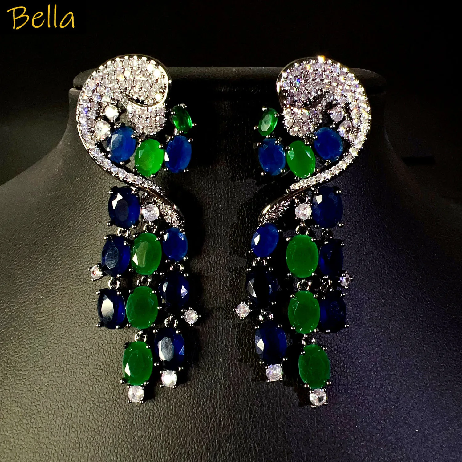 مجوهرات فاخرة فريدة من نوعها أقراط زركونيا للنساء أبيض وأخضر وأزرق بيضاوي متدلي أقراط شرابة للحفلات المسائية