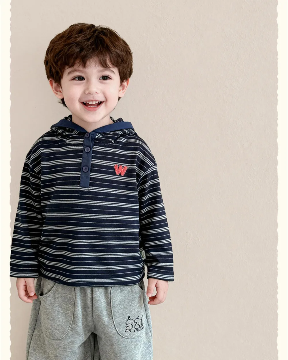 Autumn boys and girls hoodies Striped pattern casual pullover top Simple and comfortable girls' top baby hoodie