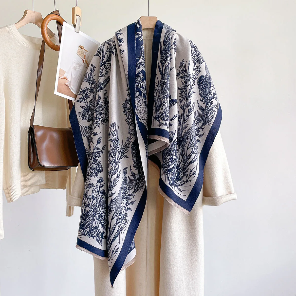 Vintage European Classical Ornament Pattern Double Sided Scarf For Women Faux Cashmere Soft Reversible Long Shawl Fringe Trim