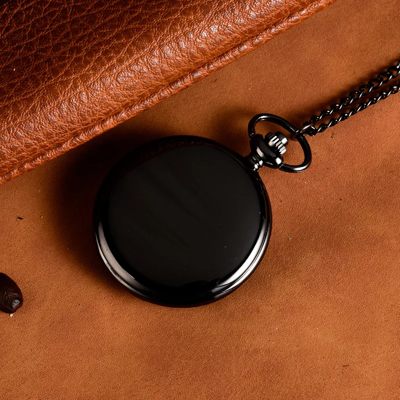 Vintage Luxury Smooth Black Case Quartz Pocket Watch for Men Women Roman Numeral Fob Chain Clock for Collection Necklace Watches