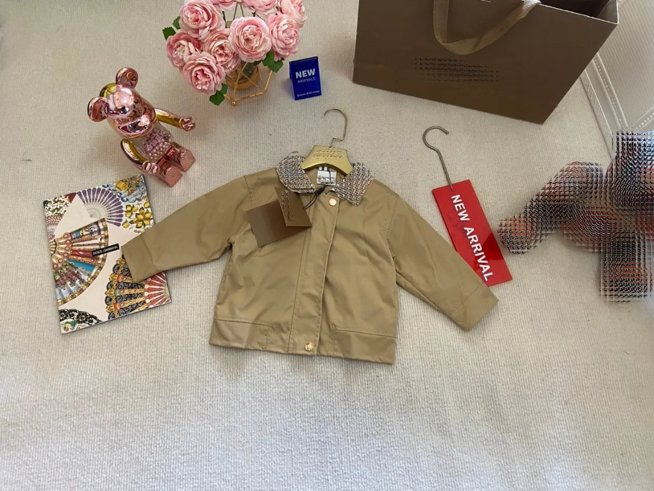 New Childrens Casual Lapel Jacket Short Versatile Fashion Trench Coat for Siblings Fashionable simple and good-looking