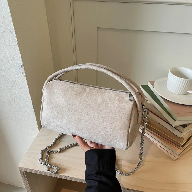 

Модная замшевая сумка с верхней ручкой для женщин: стильная, повседневная и простая сумка для поездок на работу, модная и универсальная сумка на каждый день, сумка через плечо.