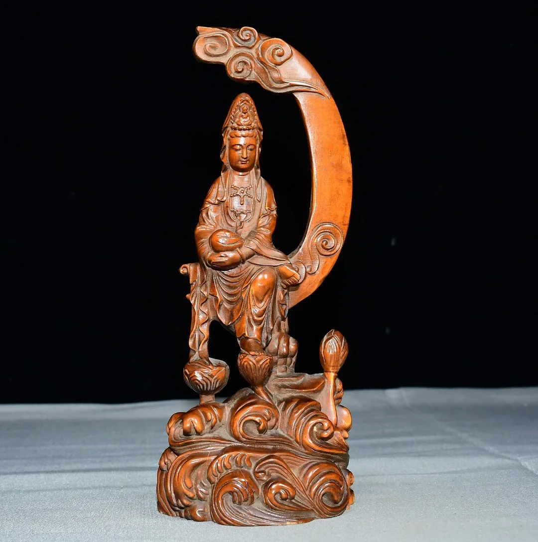 High-quality small-leaved juniper wood half-moon Guanyin figurine