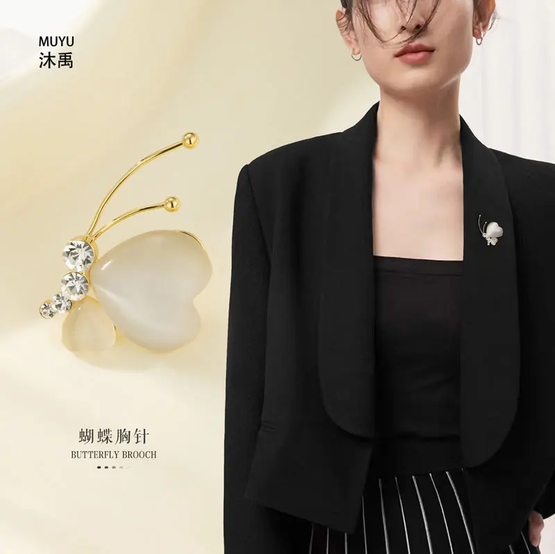 Persimmon Ruyi Brooch High-end Fashion Versatile Retro Collar Pin Suit Coat