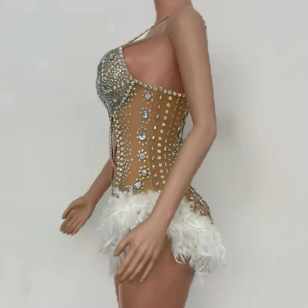 ชุดบอดี้สูทผู้หญิงสุดเซ็กซี่หรูหรา ประดับเพชร ตัดเย็บด้วยขนนก ชุดรัดรูปประดับคริสตัล สำหรับงานปาร์ตี้ไนต์คลับ การแสดงบนเวที ชุดคอสตูมแดร็กควีน