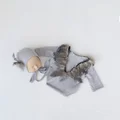 grey 4