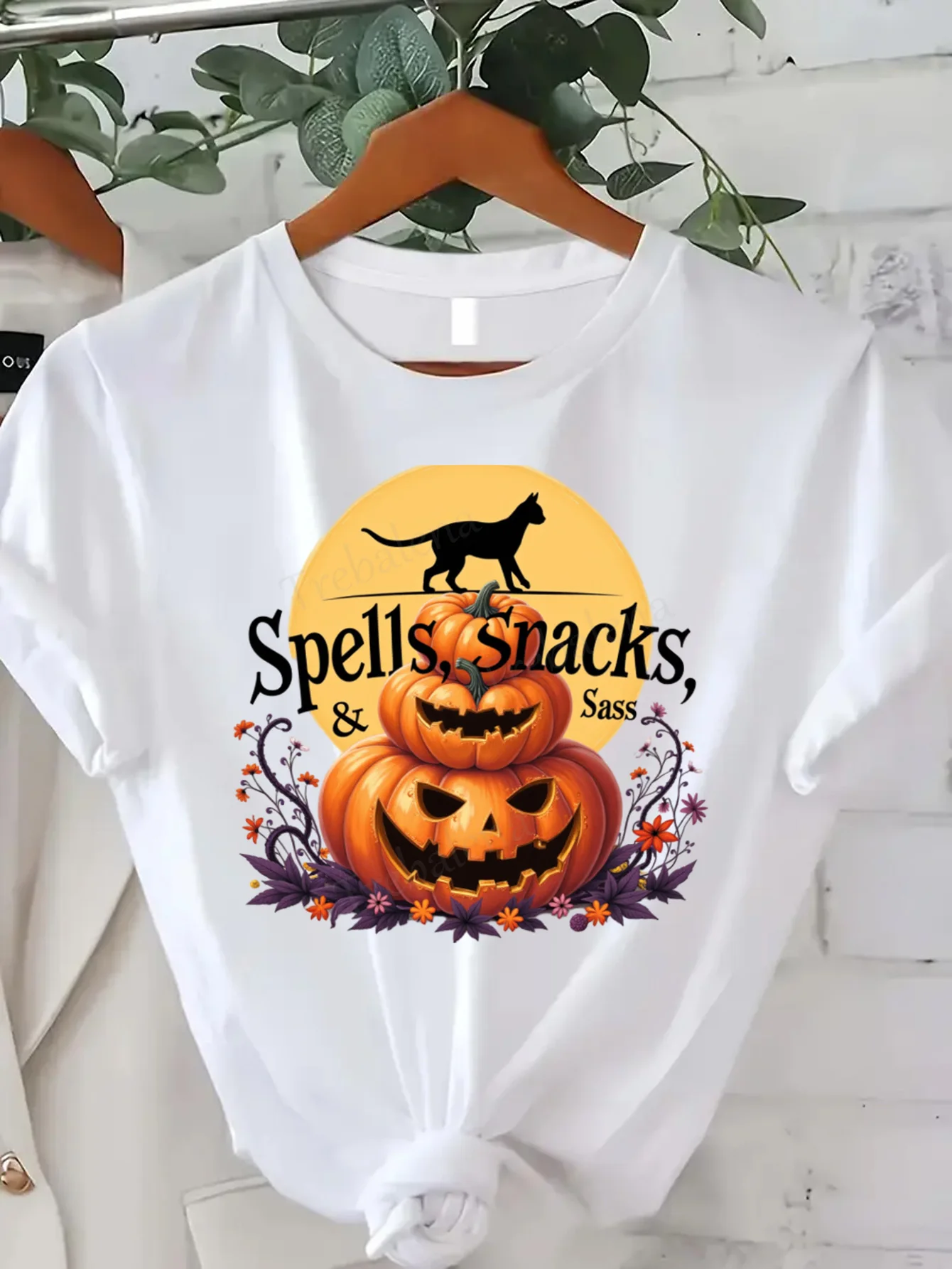 

Round Neck T-shirt Halloween T-Shirt Women Plus Size Spells Snacks Sass Pumpkin Cat Design Short Sleeve Tee Fashion Casual Top